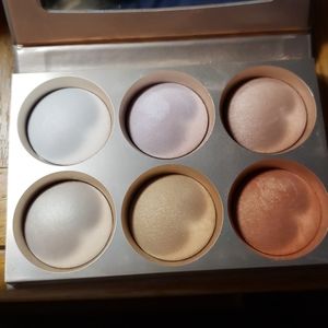 Highlighter pallet